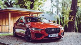 Jaguar XE - galeria redakcyjna - widok z przodu