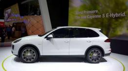 SUV-y i crossovery wciąż w natarciu - relacja z Paryża