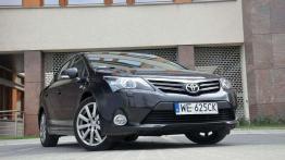 Toyota Avensis - z emeryta w nastolatka