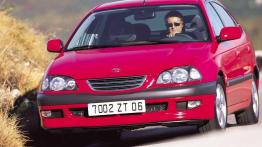 Toyota Avensis I - godny następca