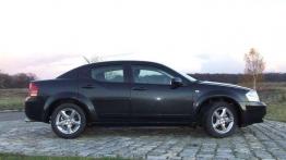 Dodge Avenger - tania limuzyna z silnikiem Volkswagena