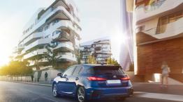 Premiery Lexusa na IAA