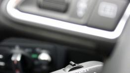 Audi A6 C7 3.0 TFSI quattro - galeria redakcyjna - manetka zmiany biegów pod kierownicą