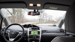 Toyota Verso Facelifting 1.6 D-4D - galeria redakcyjna - pełny panel przedni