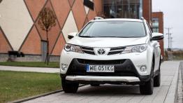 Toyota RAV4 2.0 Valvematic 152 KM - galeria redakcyjna - widok z przodu