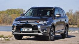 Mitsubishi Outlander 2.2 DID Intense Plus 4WD - galeria redakcyjna - widok z przodu
