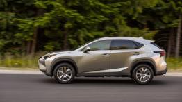 Lexus NX 200t (2015) - wersja amerykańska - lewy bok
