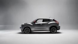 Nissan Juke Nismo RS (2014) - wersja europejska - lewy bok