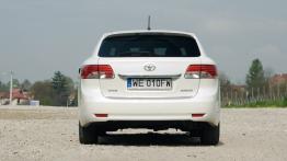 Toyota Avensis III Wagon Facelifting - galeria redakcyjna - widok z tyłu