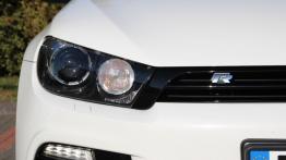 Volkswagen Scirocco 2.0 TSI 265KM - galeria redakcyjna - prawy przedni reflektor - wyłączony