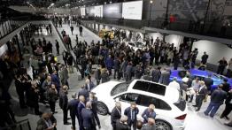 SUV-y i crossovery wciąż w natarciu - relacja z Paryża