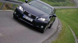 Lexus GS 350 AWD - sportowo-multimedialna elegancja