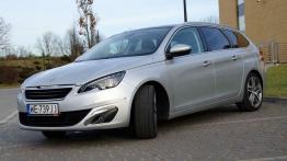 Peugeot 308 II SW 1.2 PureTech 130KM - galeria redakcyjna - widok z przodu