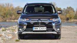 Mitsubishi Outlander 2.2 DID Intense Plus 4WD - galeria redakcyjna - widok z przodu
