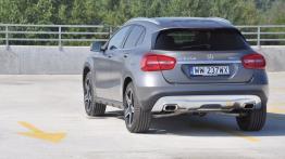 Mercedes GLA 250 4Matic 211 KM - galeria redakcyjna - widok z tyłu
