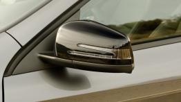 Mercedes GLA - galeria redakcyjna - lewe lusterko zewnętrzne, przód