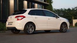 Citroen C4 II Hatchback 5d 2.0 HDi 150KM - galeria redakcyjna - prawy bok