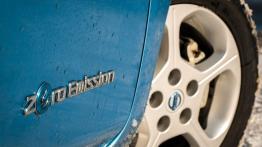 Nissan Leaf Hatchback 5d Elektryczny 109KM - galeria redakcyjna - emblemat boczny