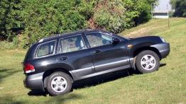 Hyundai Santa Fe 2.0 CRDi High - prawy bok