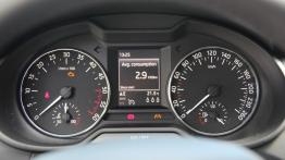 Skoda Octavia III Liftback 1.6 TDI - galeria redakcyjna - zestaw wskaźników
