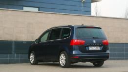 Seat Alhambra II 2.0 TDI CR 177KM - galeria redakcyjna - widok z tyłu