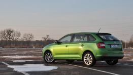 Skoda Rapid Spaceback 1.0 TSI 110 KM - galeria redakcyjna - widok z tyłu