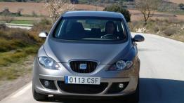 Seat Altea - przód - reflektory wyłączone