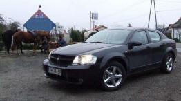 Dodge Avenger - tania limuzyna z silnikiem Volkswagena