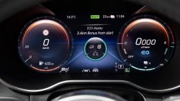 Hybrydowy Mercedes GLE z dieslem pod maską. "Na prądzie" przejedzie dużo dalej niż konkurencja