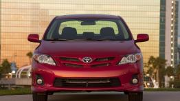 Toyota Corolla po liftingu - wersja USA - widok z przodu