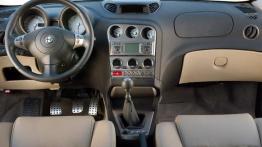 Alfa Romeo Crosswagon Q4 - pełny panel przedni