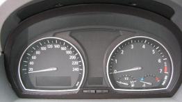 BMW X3 - galeria redakcyjna - deska rozdzielcza