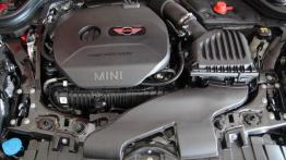 Mini 3d John Cooper Works, 2.0 231 KM - galeria redakcyjna - silnik