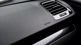 Volkswagen Scirocco R 2.0 TSI 280 KM - galeria redakcyjna - deska rozdzielcza