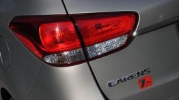 Kia Carens IV 1.6 GDI 135KM - galeria redakcyjna - lewy tylny reflektor - wyłączony