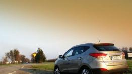 Hyundai ix35 - galeria redakcyjna - widok z tyłu