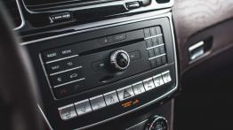 Mercedes na torze w Bednarach - prezentacja dynamiczna