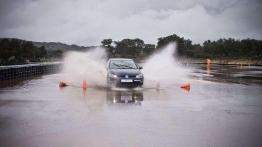 Bridgestone Adrenalin RE002 - opona dla miejskiego sportowca