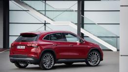 Nowy Mercedes GLA bardziej w stylu SUV-a