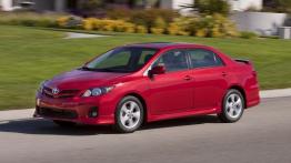 Toyota Corolla po liftingu - wersja USA - widok z przodu