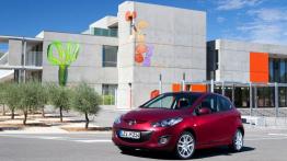 Mazda 2 Facelifting - wersja 3-drzwiowa - widok z przodu