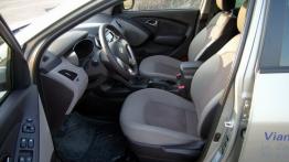 Hyundai ix35 - galeria redakcyjna - widok ogólny wnętrza z przodu