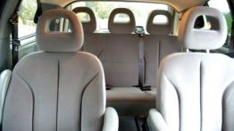 Chrysler Voyager V 2.5 CRD 143KM - galeria redakcyjna - widok ogólny wnętrza