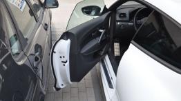 Volkswagen Scirocco 2.0 TSI 265KM - galeria redakcyjna - drzwi kierowcy otwarte