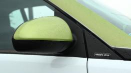 Smart fortwo electric drive - galeria redakcyjna - prawe lusterko zewnętrzne, przód