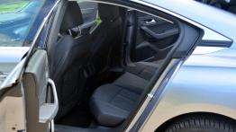 Peugeot 508 2.0 BlueHDI 160 KM - galeria redakcyjna - tylna kanapa