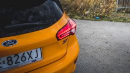 Ford Focus ST 2.3 Ecoboost 280 KM - galeria redakcyjna - widok z ty?u