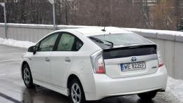 Toyota Prius Plug-in - zimna kalkulacja
