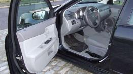 Dodge Avenger - tania limuzyna z silnikiem Volkswagena