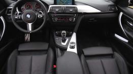 BMW 335d xDrive - utalentowana limuzyna